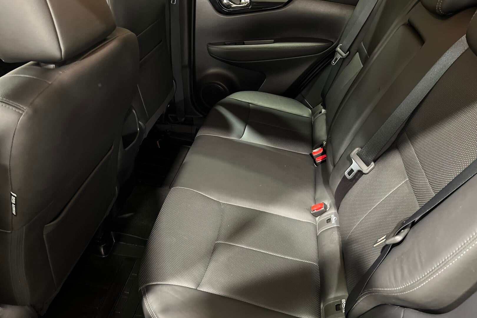 Nissan Qashqai iso kuva 7