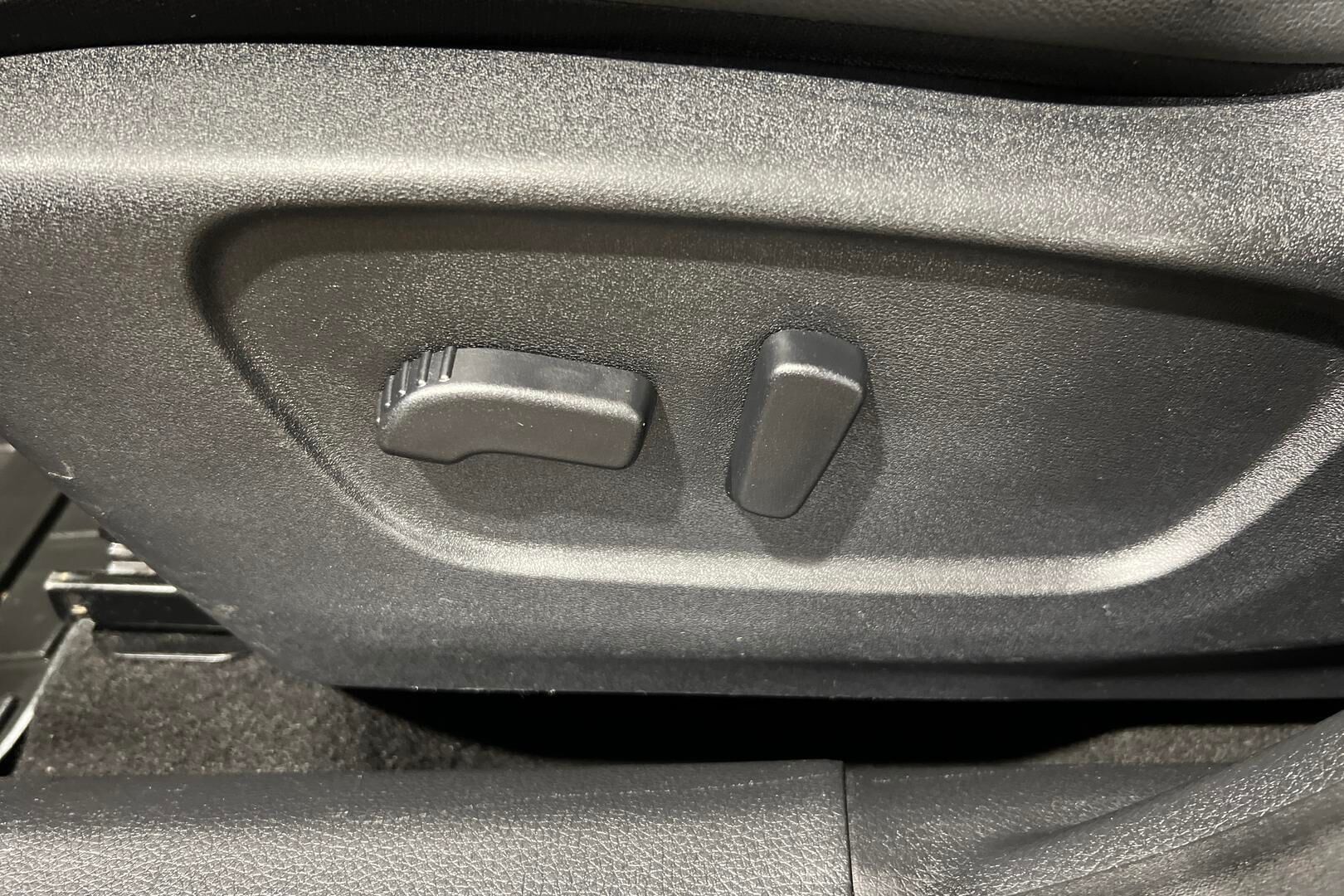 Nissan Qashqai iso kuva 21