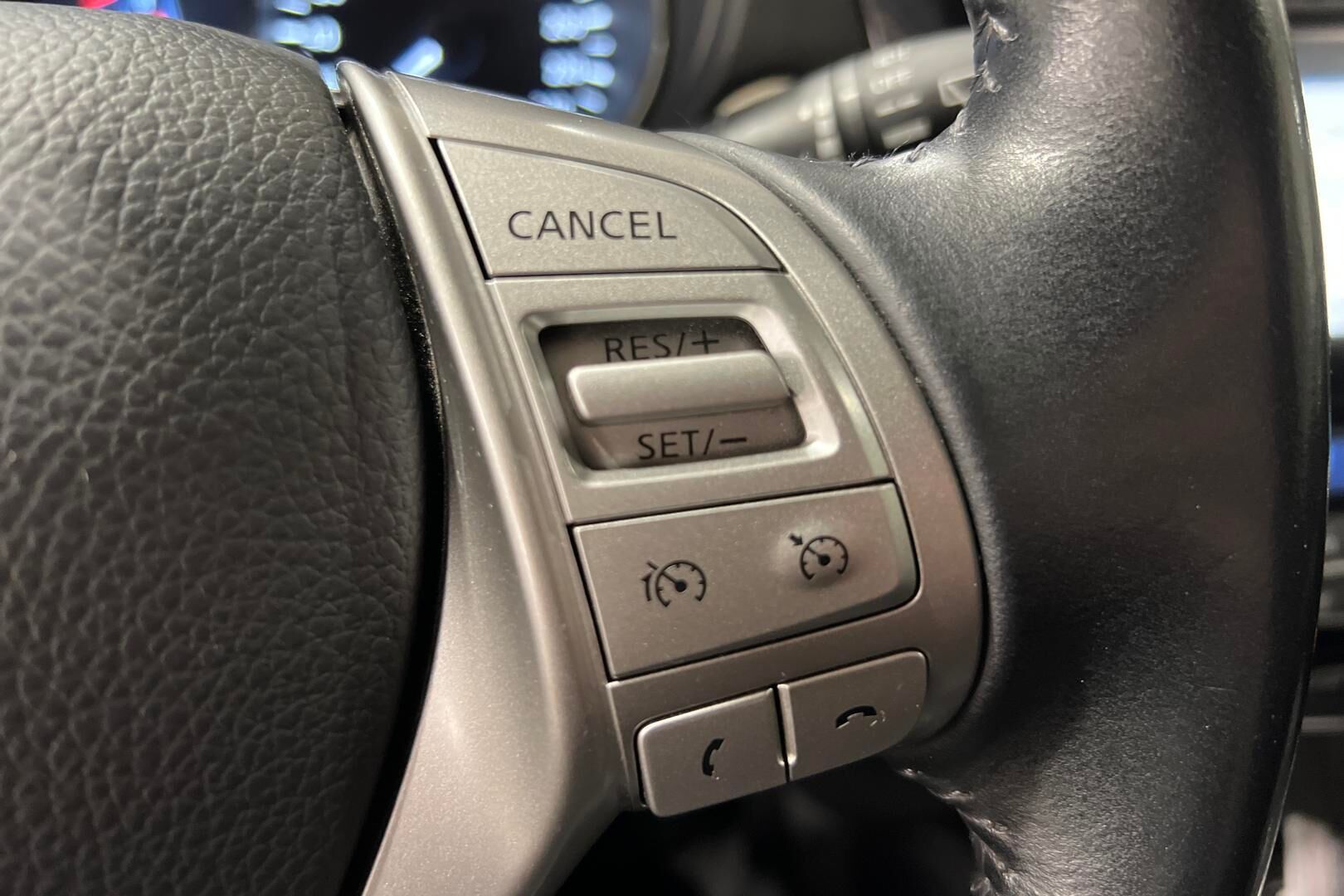 Nissan Qashqai iso kuva 9