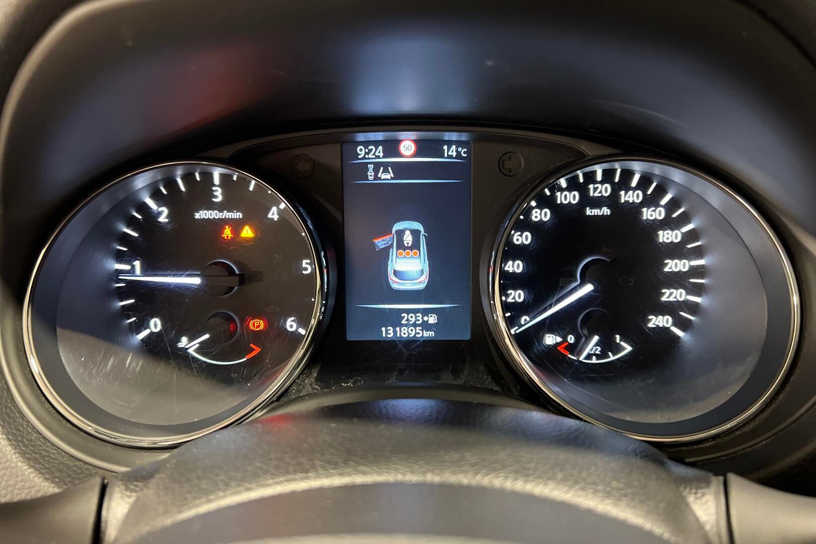 Nissan Qashqai iso kuva 10