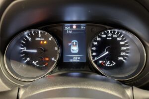 Nissan Qashqai esikatselu 10