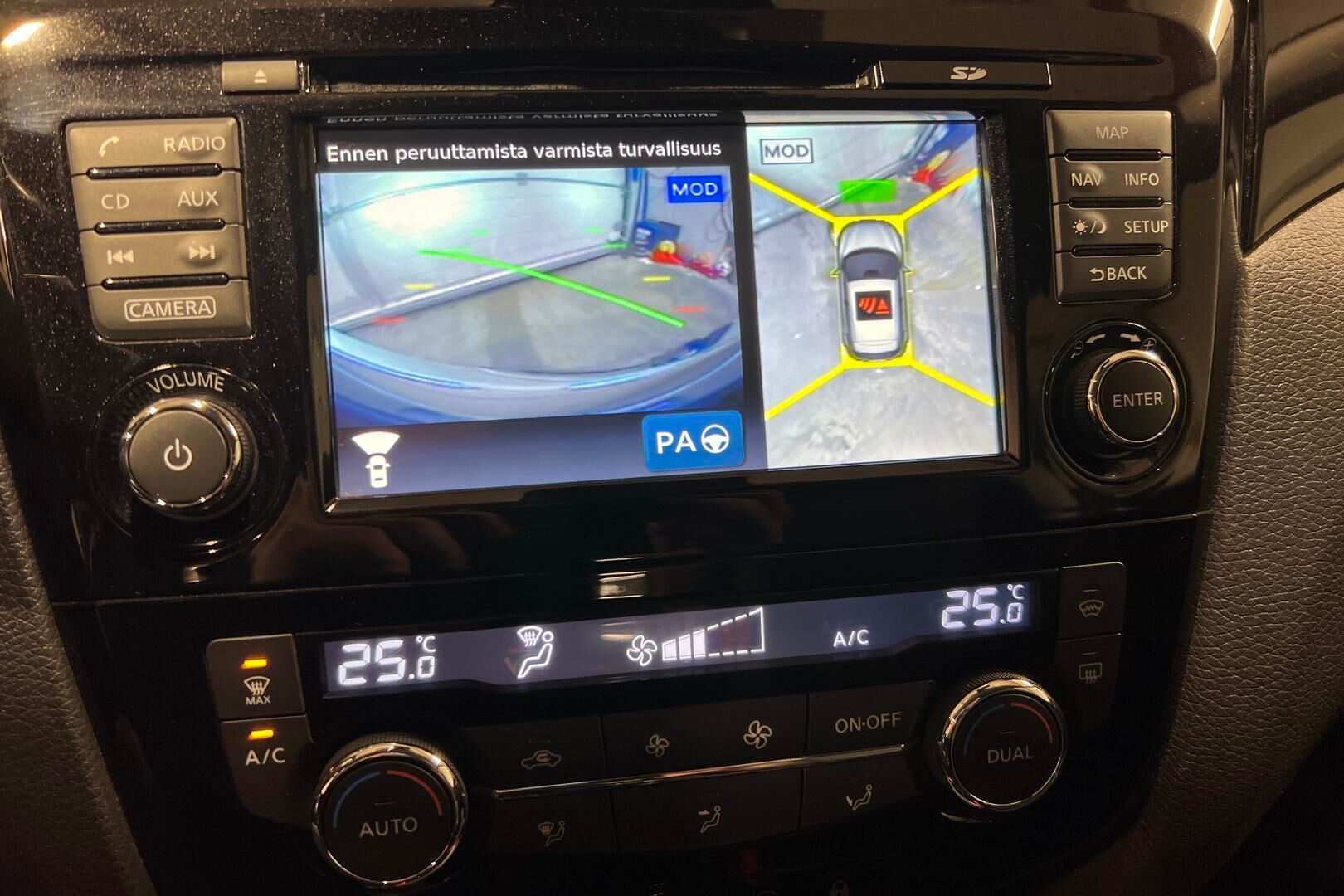 Nissan Qashqai iso kuva 12