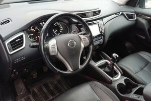 Nissan Qashqai esikatselu 2