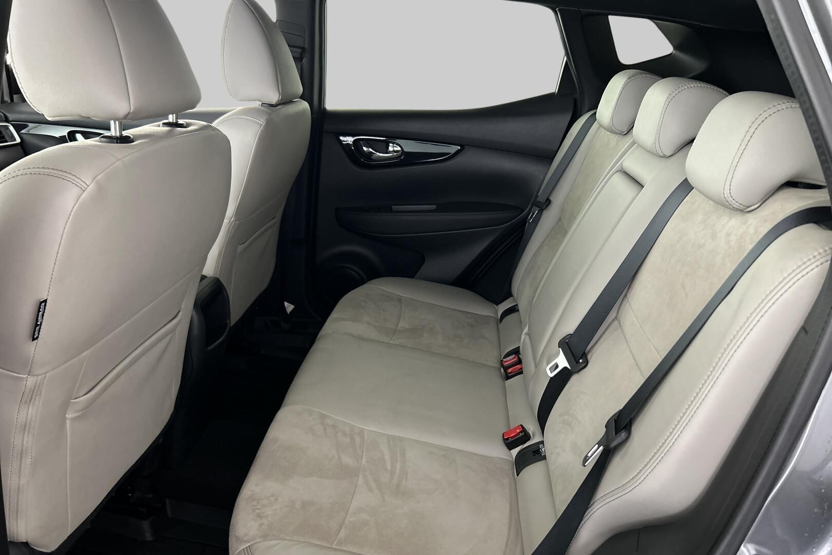 Nissan Qashqai iso kuva 27