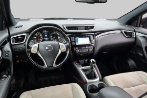 Nissan Qashqai esikatselu 2