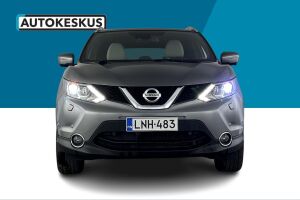 Nissan Qashqai esikatselu 1