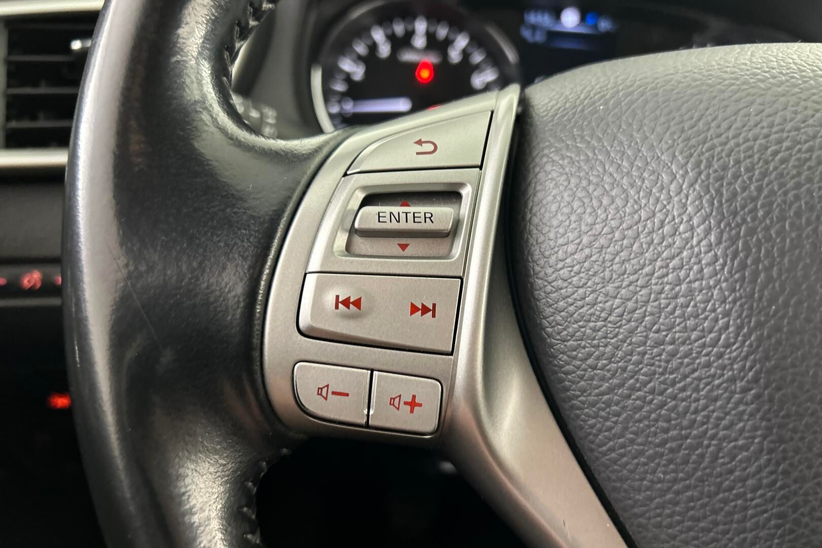 Nissan Qashqai iso kuva 20