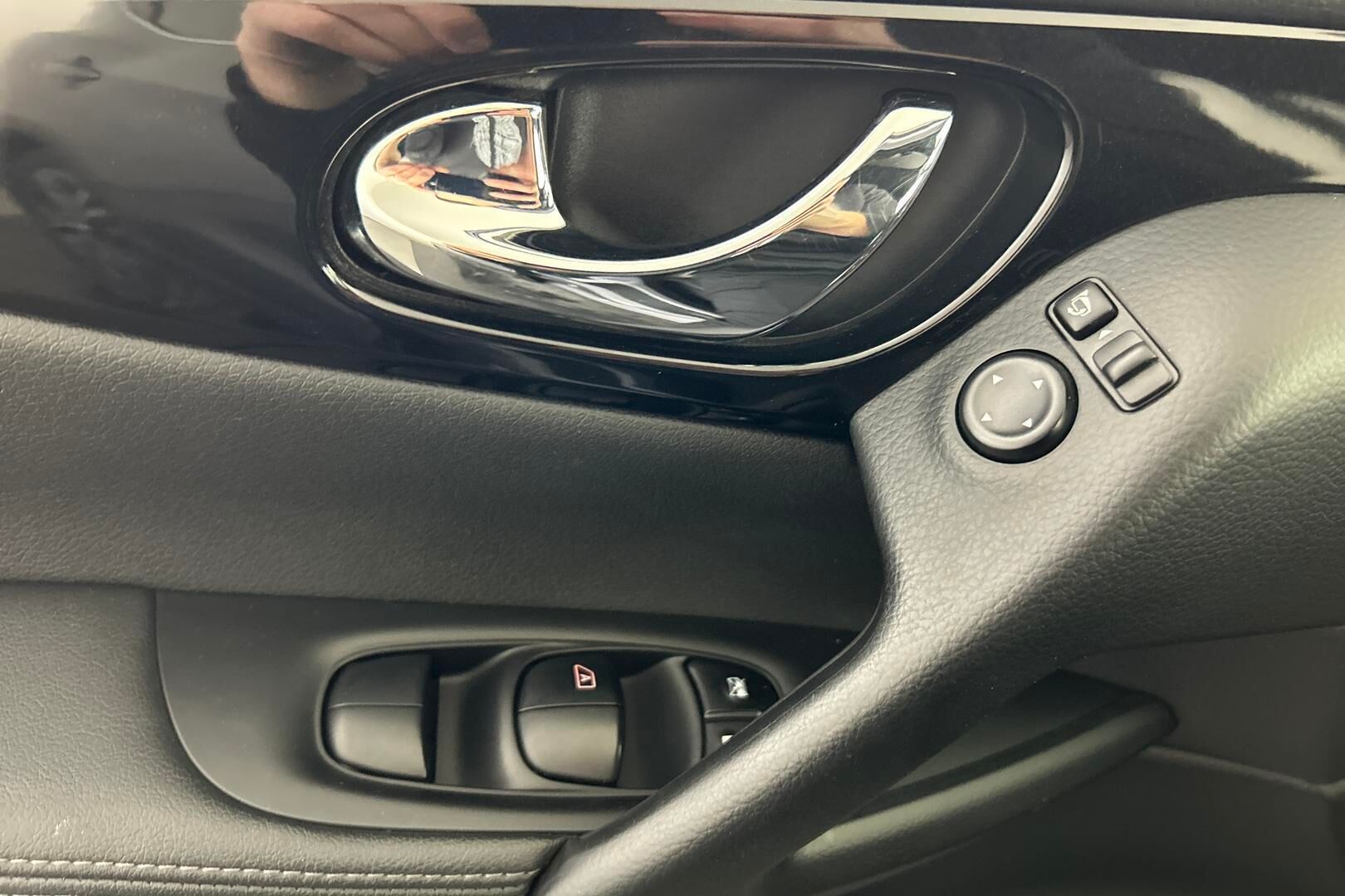 Nissan Qashqai iso kuva 28