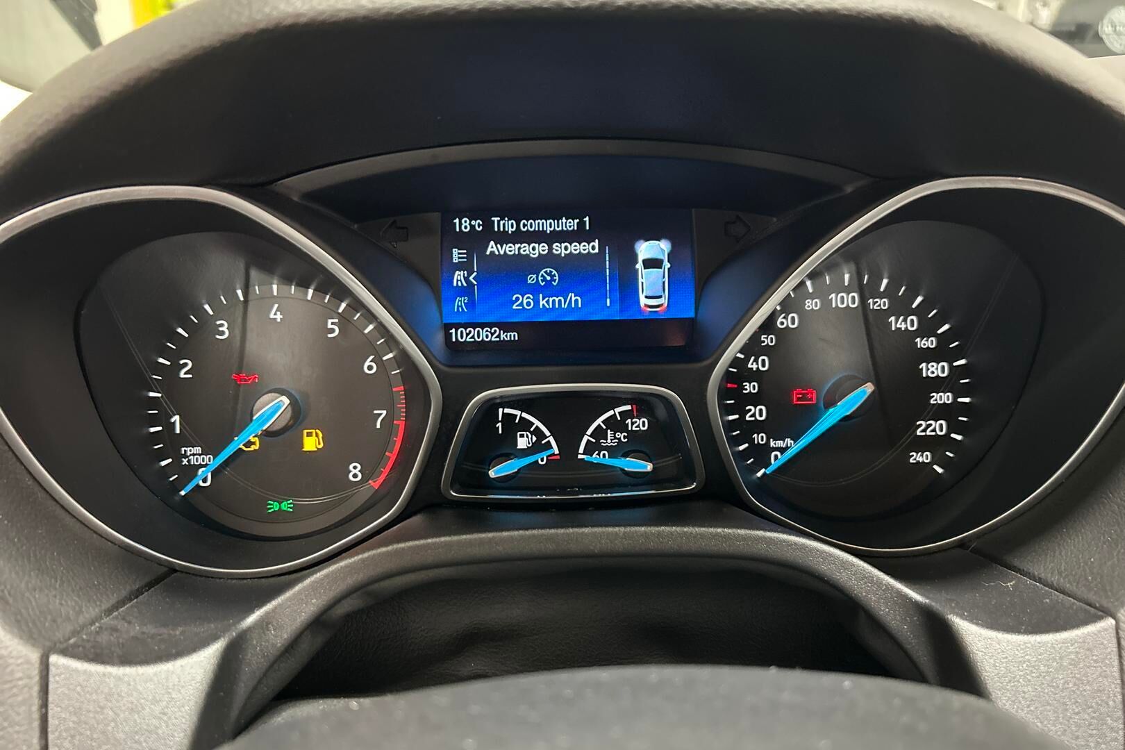 Ford Focus iso kuva 14