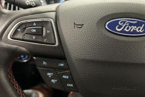 Ford Focus esikatselu 18