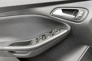 Ford Focus esikatselu 20