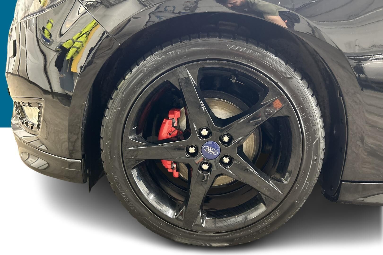Ford Focus iso kuva 21