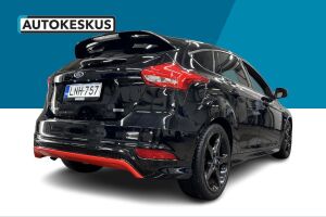 Ford Focus esikatselu 5