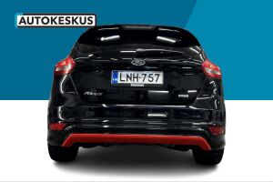Ford Focus esikatselu 6