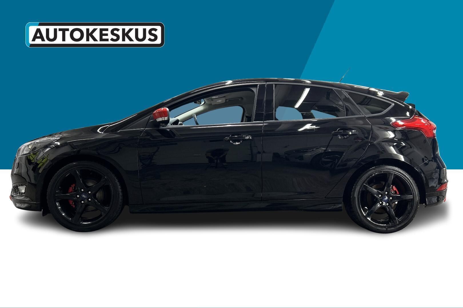 Ford Focus iso kuva 8