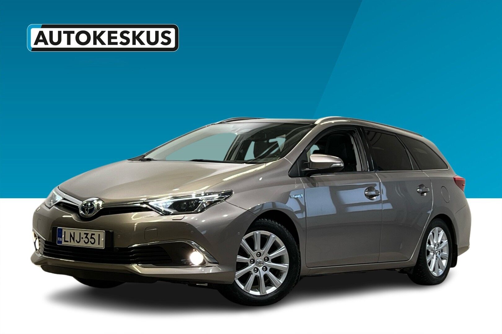 Toyota Auris iso kuva 0