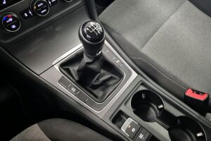 Volkswagen Golf esikatselu 23