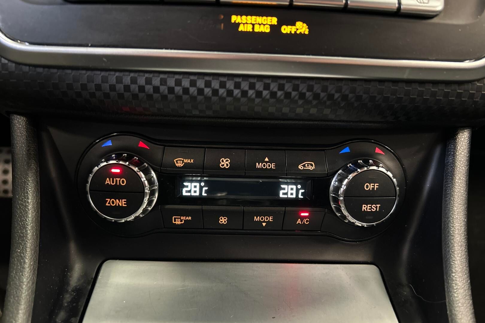 Mercedes-Benz A iso kuva 24