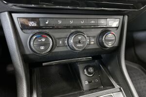 Skoda Superb esikatselu 28