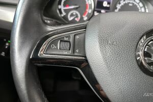 Skoda Superb esikatselu 20