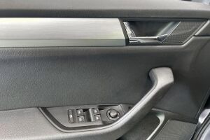 Skoda Superb esikatselu 23