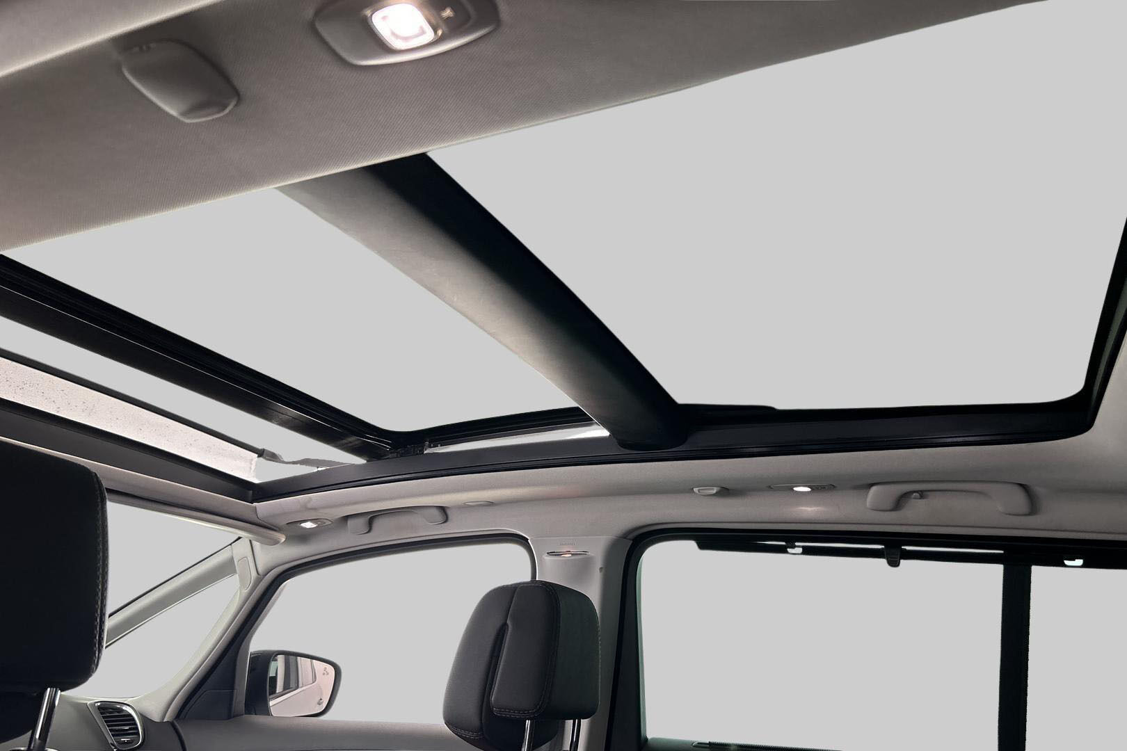 Renault Espace iso kuva 17