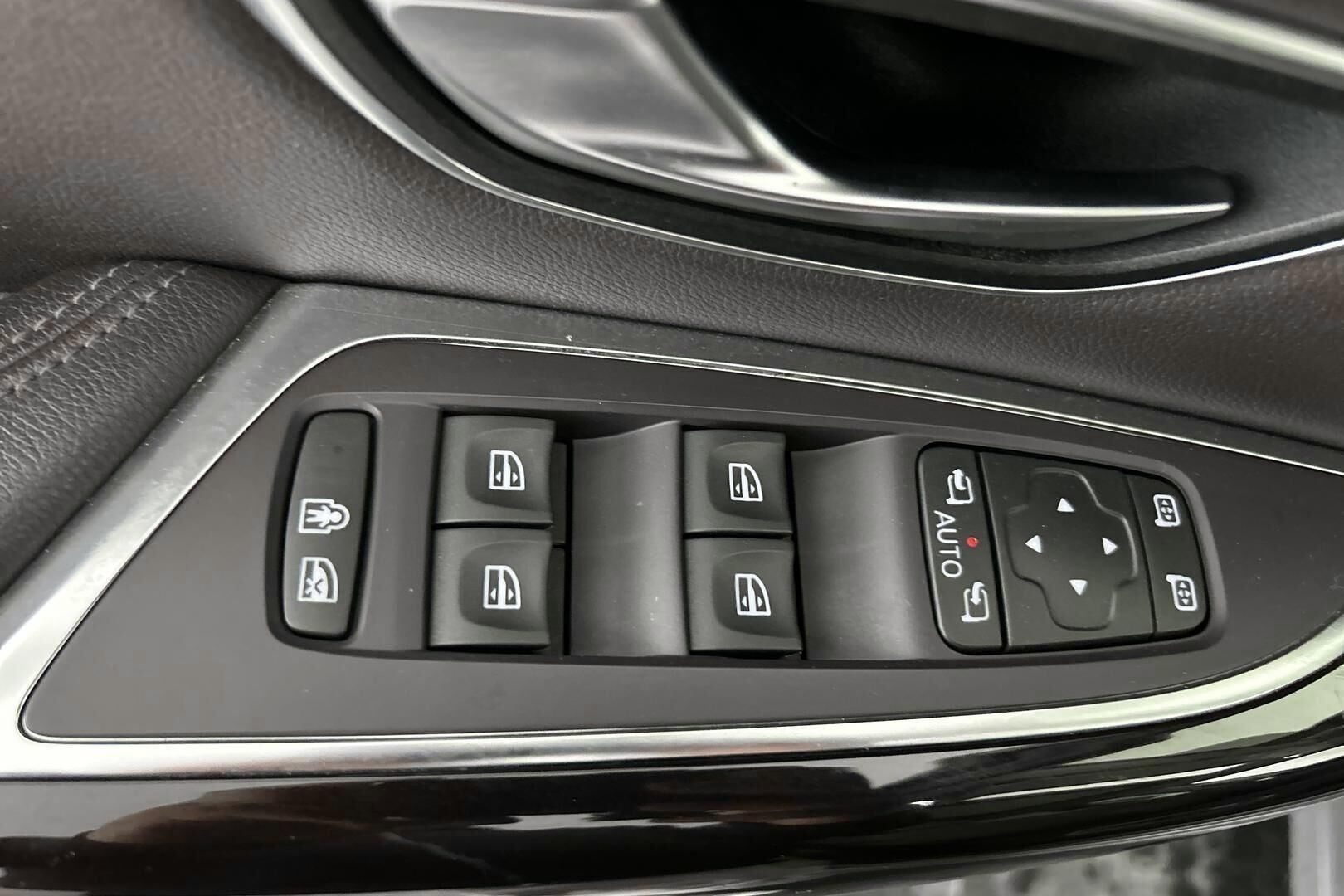 Renault Espace iso kuva 21