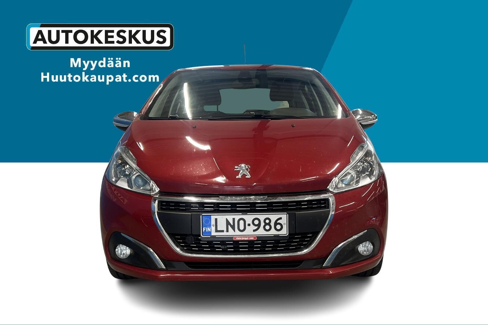 Peugeot 208 iso kuva 1