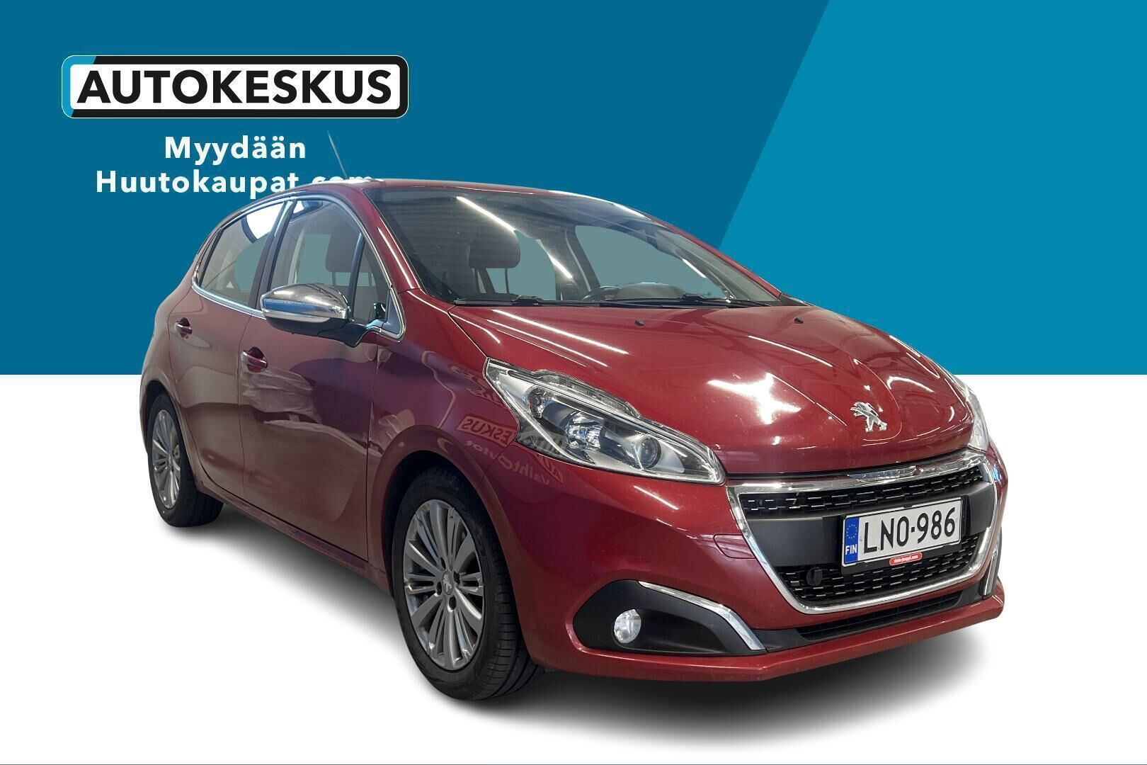Peugeot 208 iso kuva 2