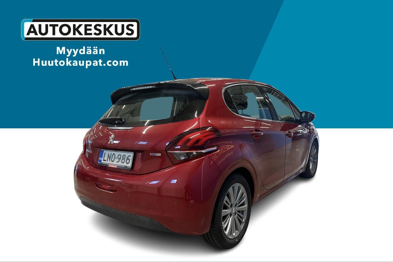 Peugeot 208 iso kuva 4