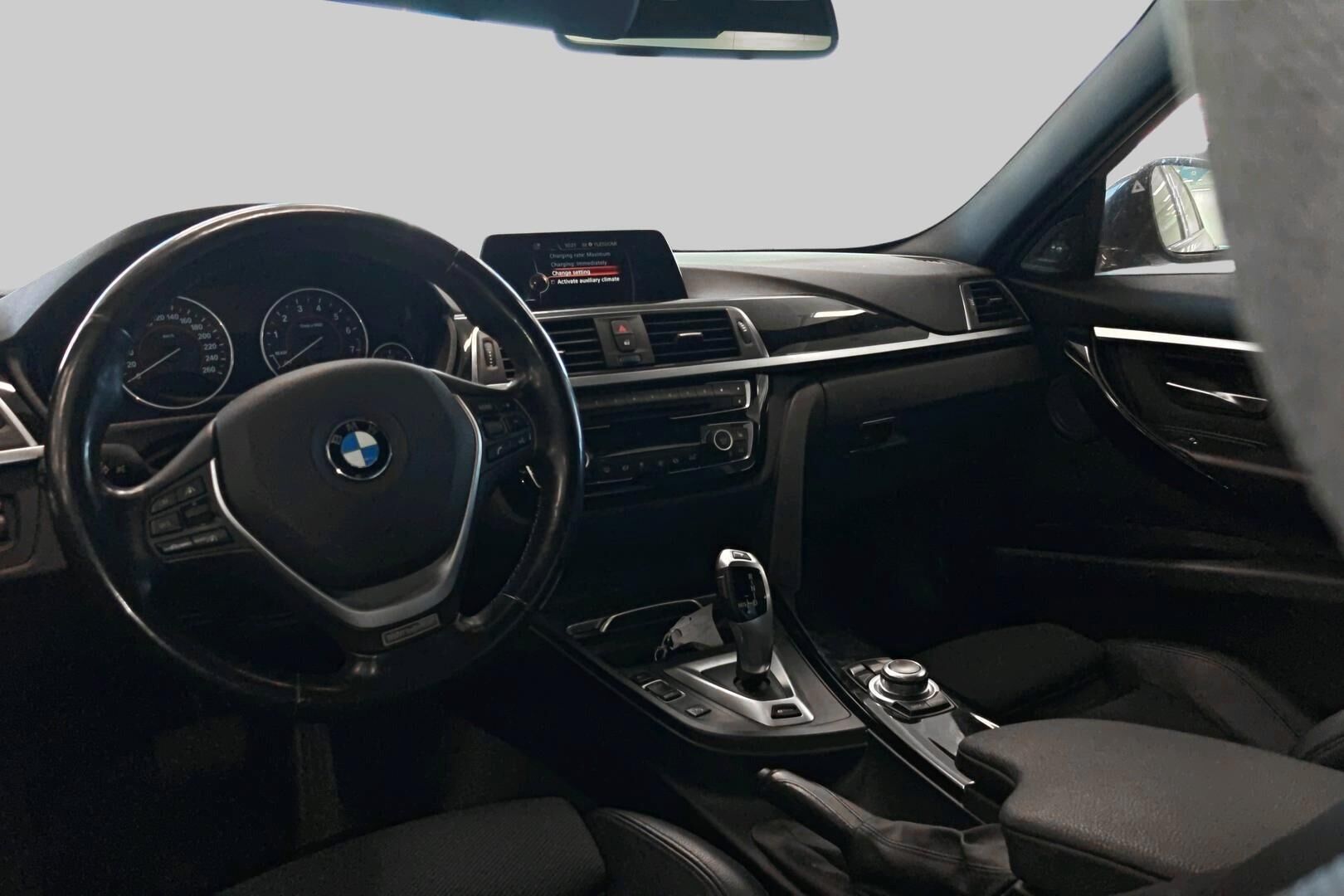 BMW 3-sarja iso kuva 2