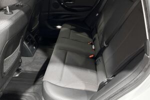 BMW 3-sarja esikatselu 10