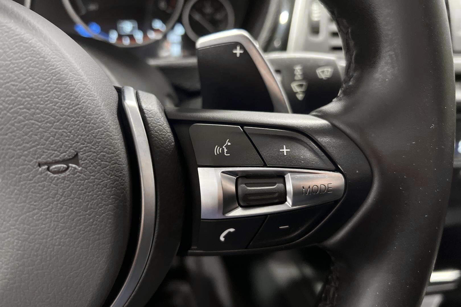 BMW 3-sarja iso kuva 15