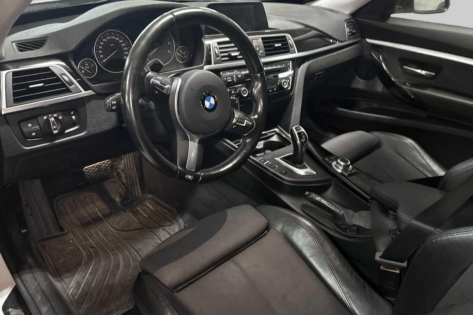 BMW 3-sarja iso kuva 2