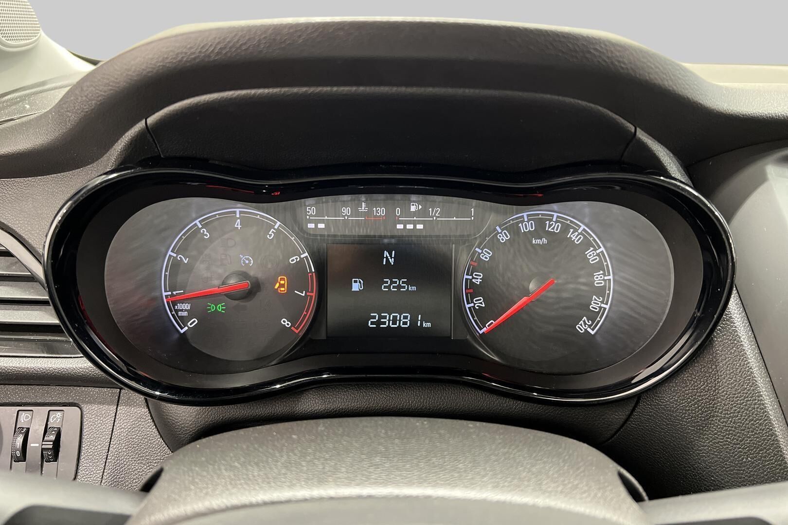 Opel Karl iso kuva 12