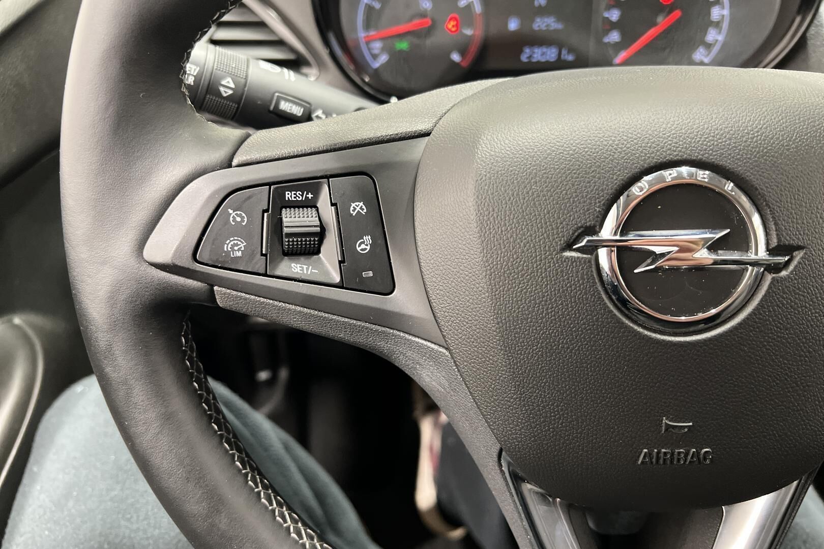 Opel Karl iso kuva 18