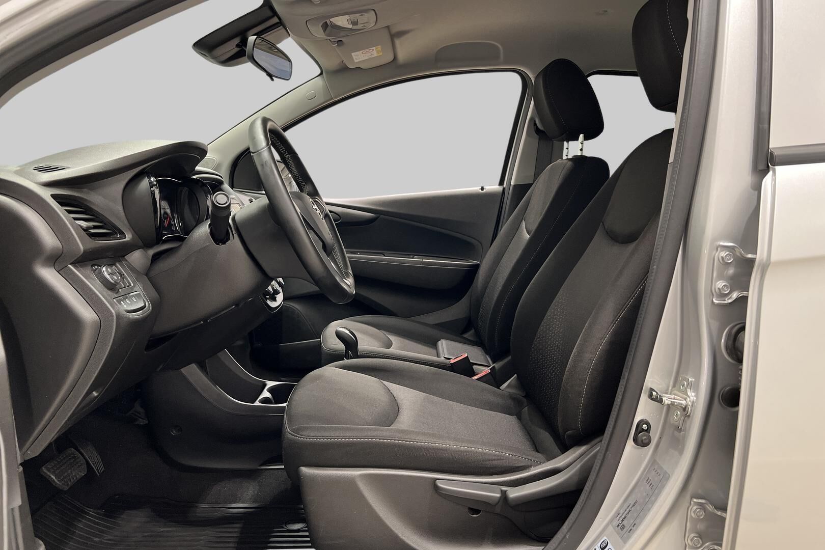 Opel Karl iso kuva 7