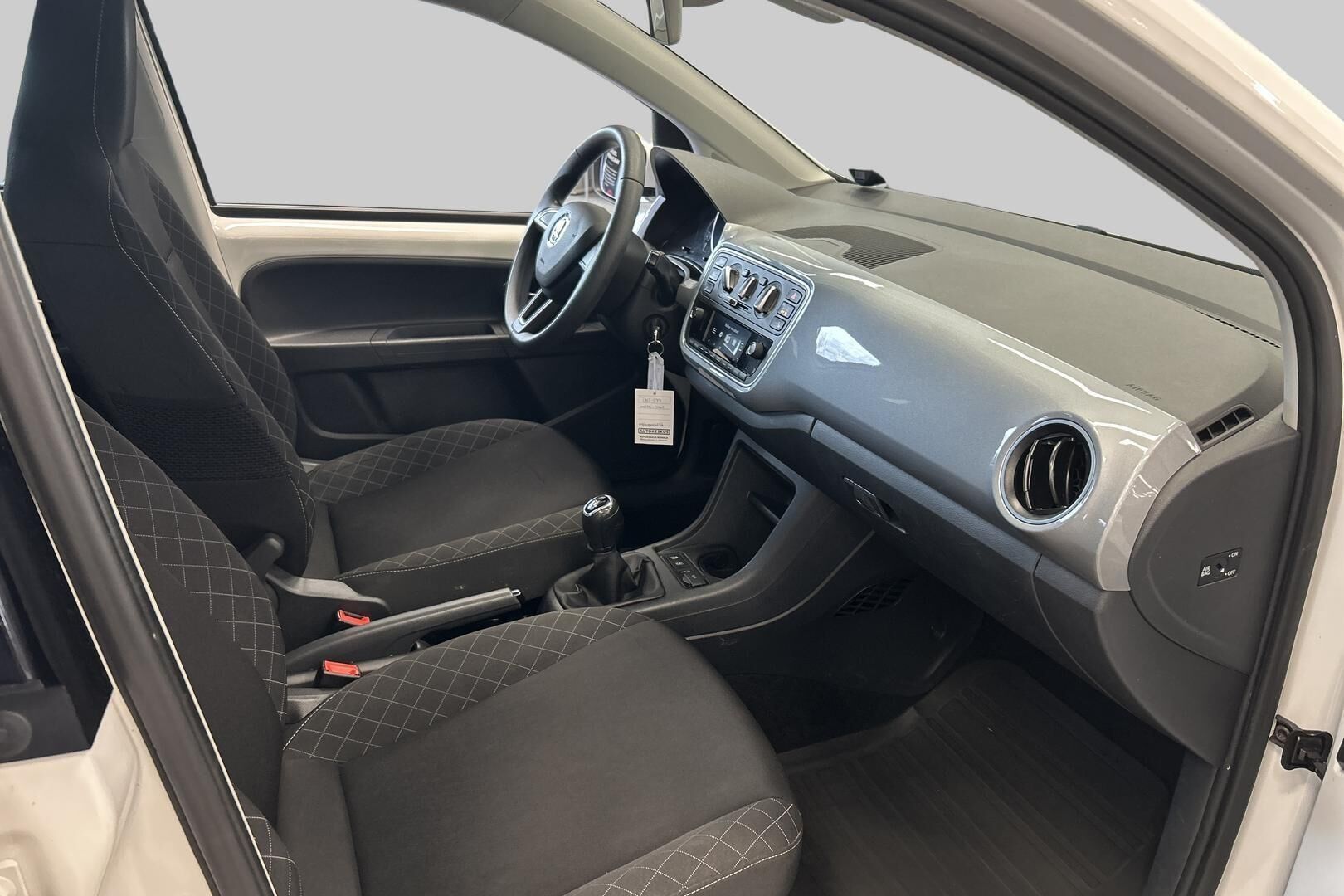 Skoda Citigo iso kuva 22