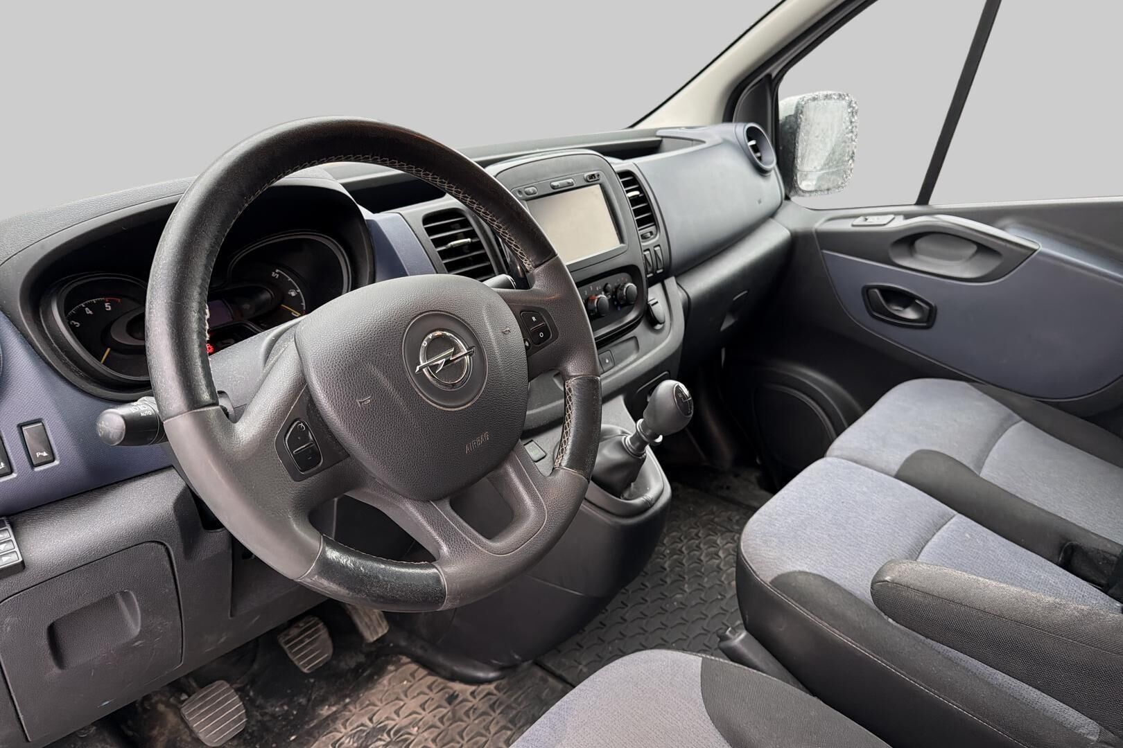 Opel Vivaro iso kuva 1