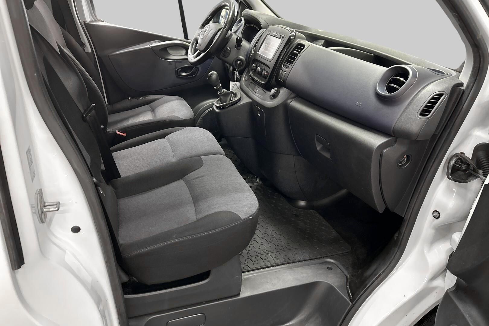 Opel Vivaro iso kuva 14