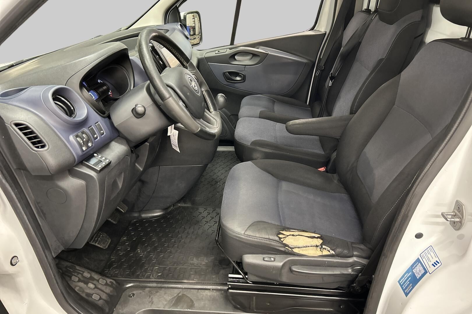 Opel Vivaro iso kuva 9