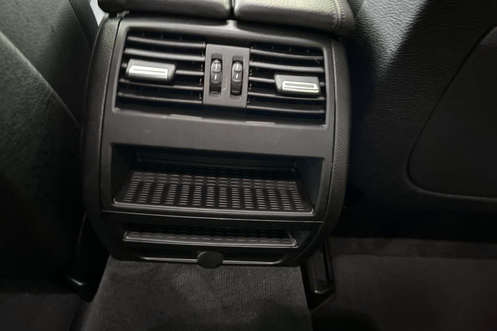 BMW 5-SARJA iso kuva 27