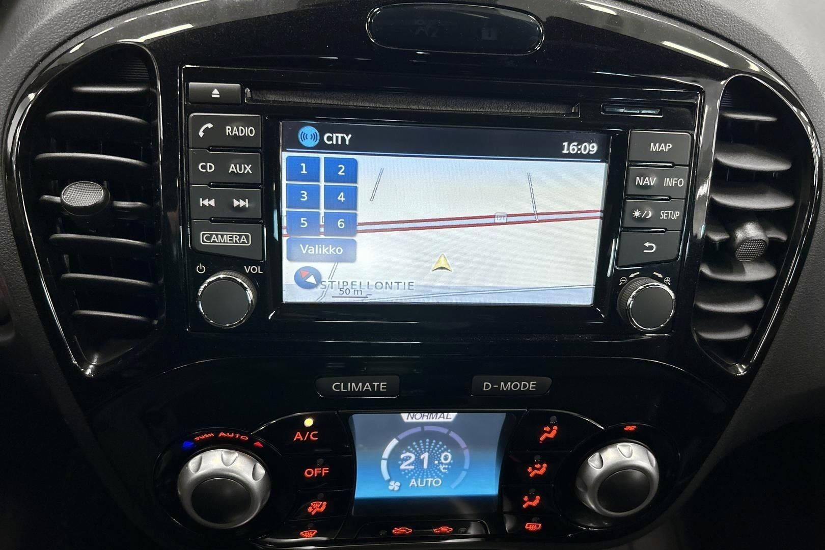 Nissan Juke iso kuva 15