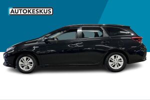 Toyota Auris esikatselu 7
