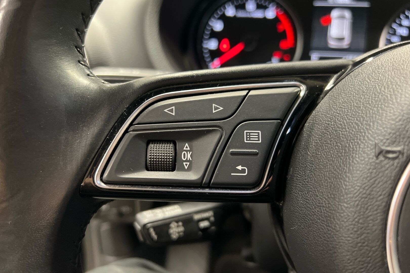Audi A3 iso kuva 11