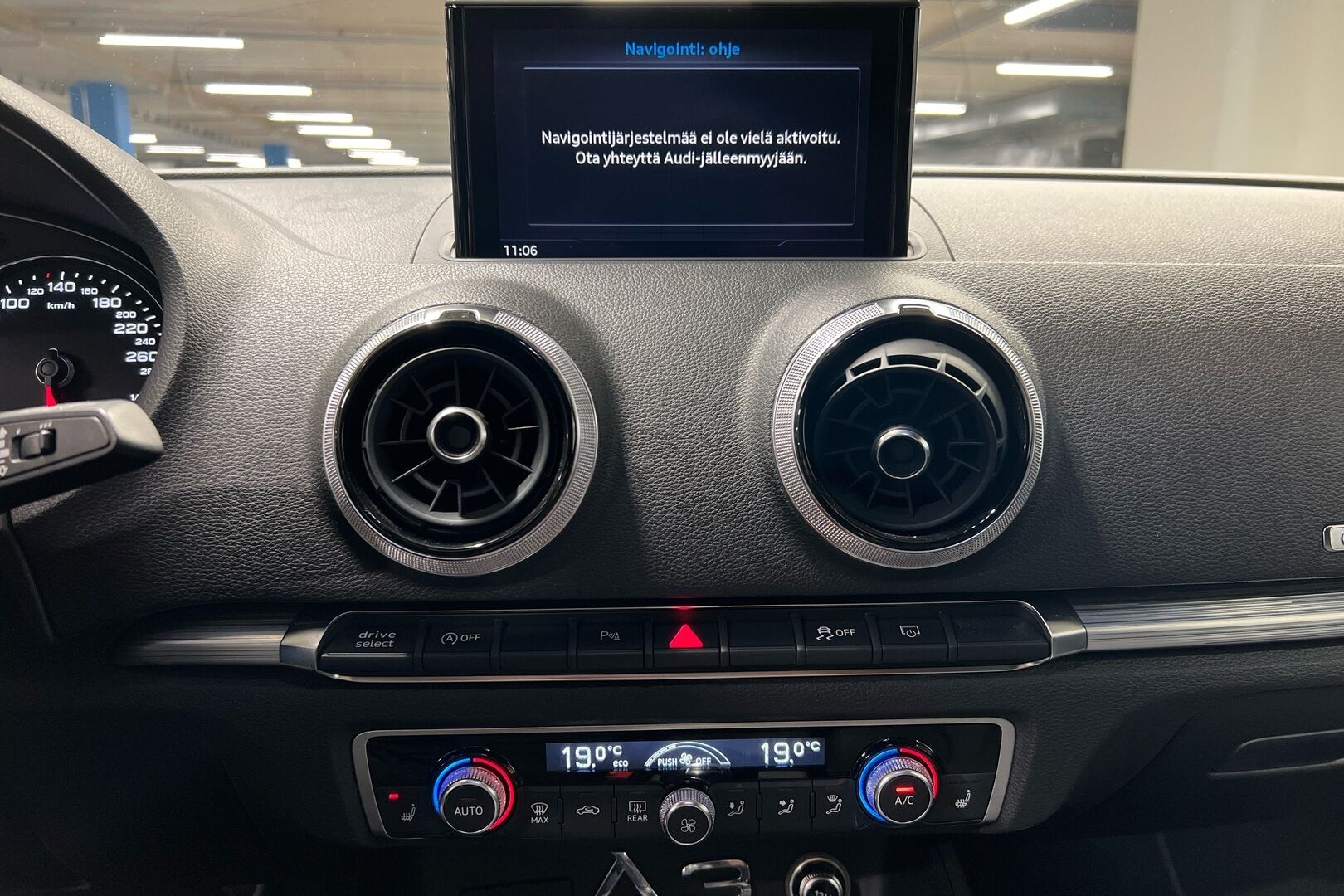 Audi A3 iso kuva 9