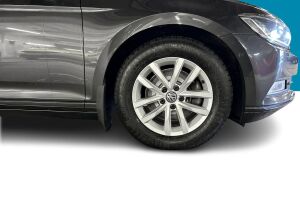 Volkswagen Passat esikatselu 12