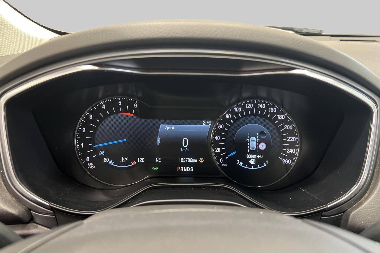 Ford Mondeo iso kuva 13