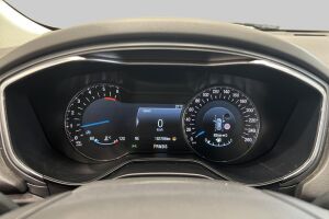 Ford Mondeo esikatselu 13
