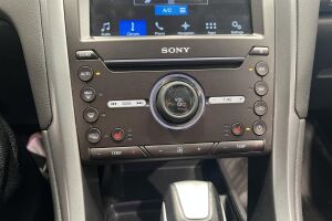 Ford Mondeo esikatselu 17